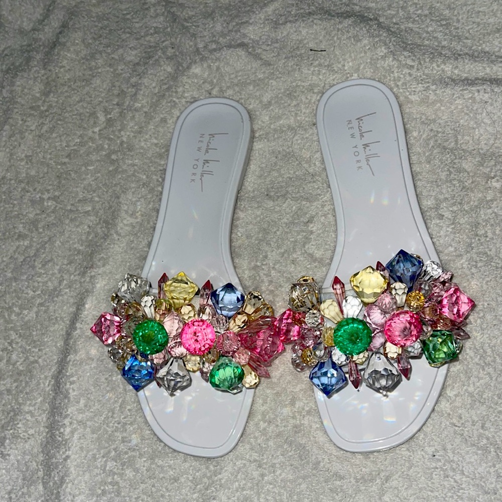 New sandal flower